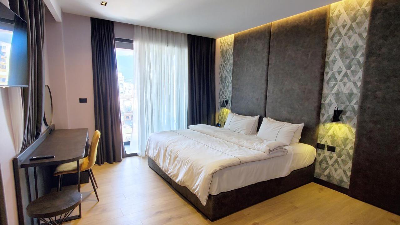 Starlight Hotel Tirana Exterior foto